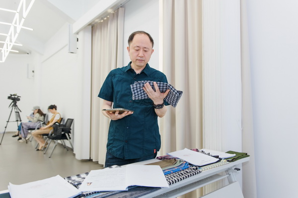 挖掘创新人才，激发产业活力！“第十届（2025年）十佳纺织面料设计师及培养先进单位评选”评审会于柯桥举行