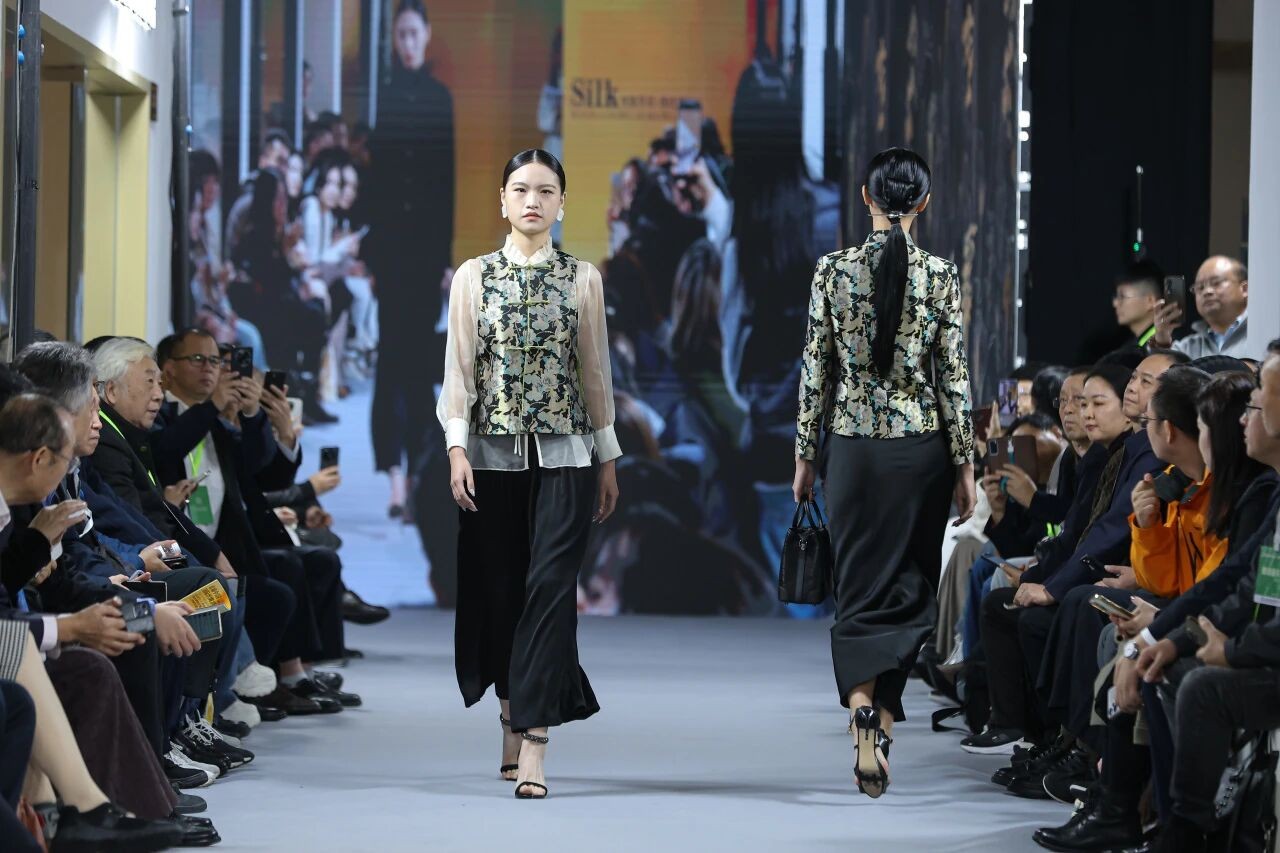 1763350012131257.jpg 微信图片_2025-11-17_094343_697.jpg